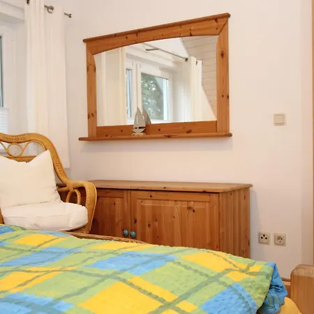 Holiday home Bullerbue 2