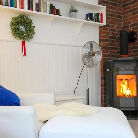 Feriehus Bullerbue 2 *